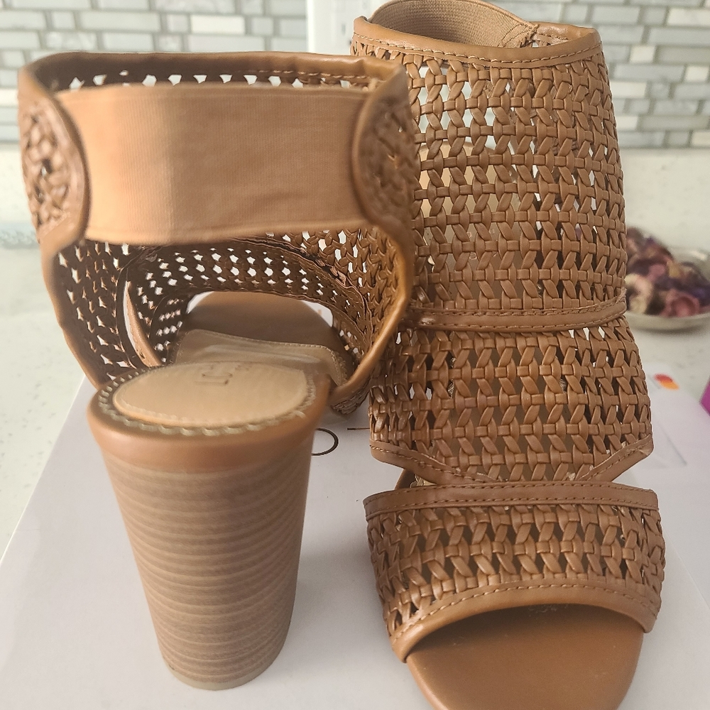 Loren Conrad Sandals